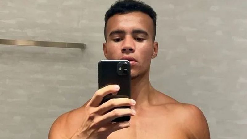 HSTIKKYTOKKY: The UK Streamer Combining Fitness, Boxing, and Busy Kick Streams HSTIKKYTOKKY: The UK Streamer Combining Fitness, Boxing, and Busy Kick Streams